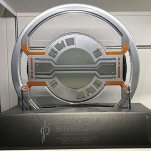 Disney Star Wars Galaxy's Edge Galactic Starcruiser Chandrila Halcyon Shield